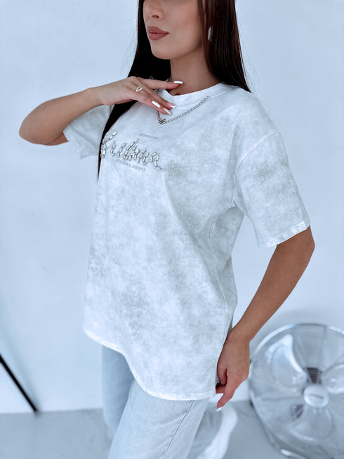 LIMITED T-krekls "INTRODUCING" - BALTS AR PELĒKU